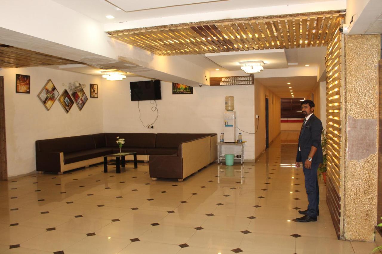Hotel Anandam Kānker Exterior foto